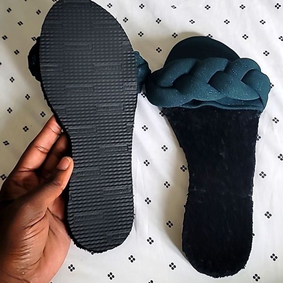 NWOT size 9 handmade Green plaited sandals - Picture 4 of 6